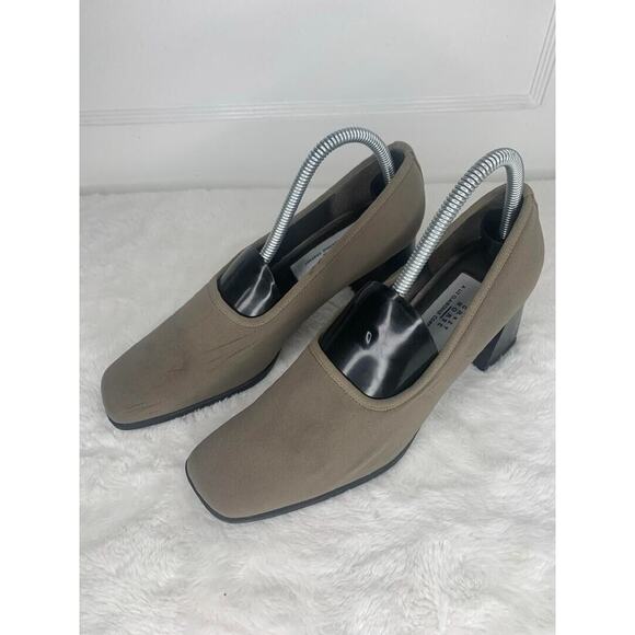 Crazy Horse Liz Claiborne Womens Size 8.5 Beige Square-Toe Heels With Block Heel - Picture 1 of 8